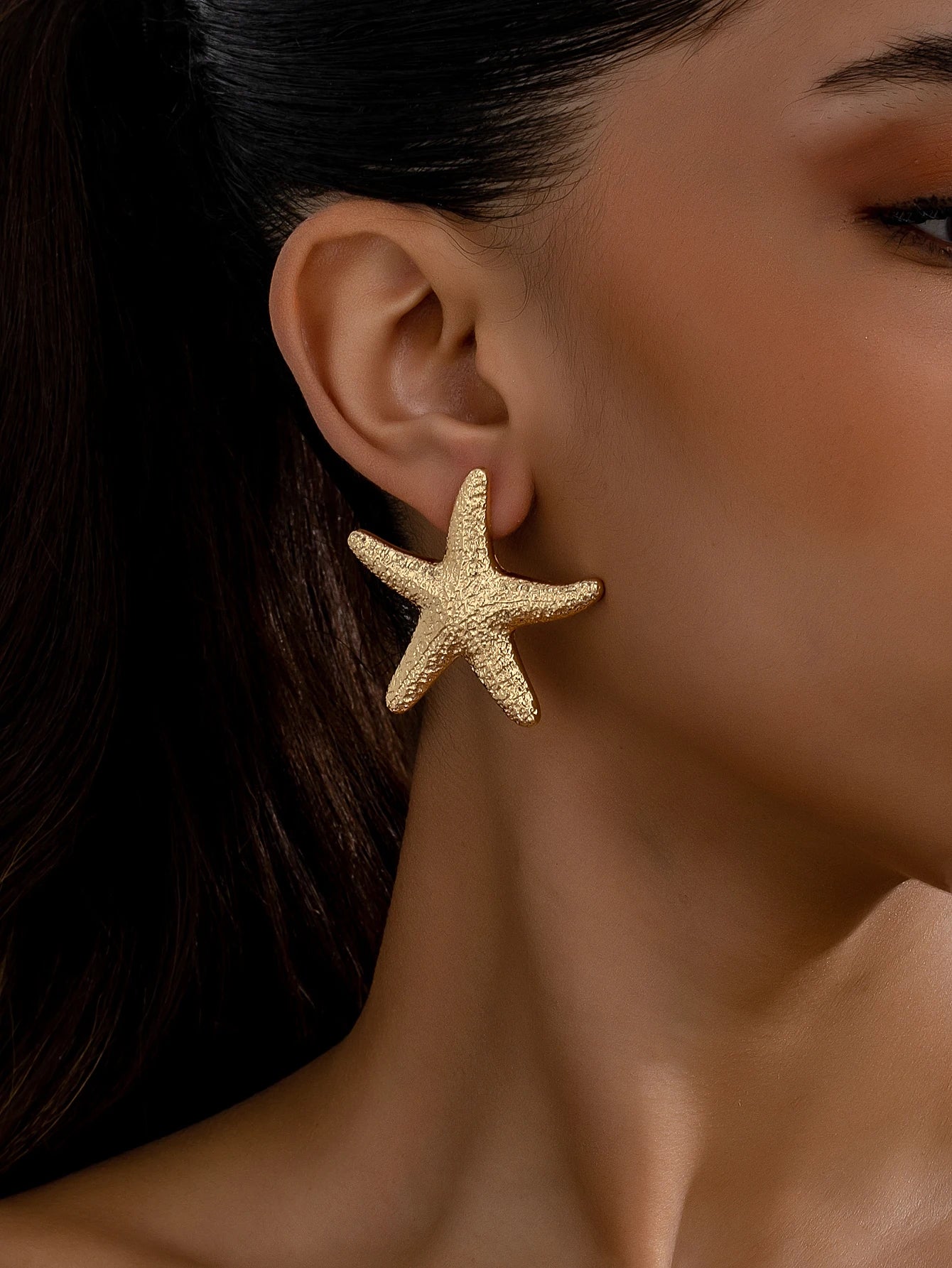 Gold Starfish Earrings Pair